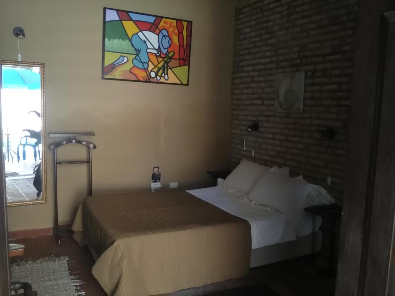 Black Cat Hostel Asuncion Kültér fotó